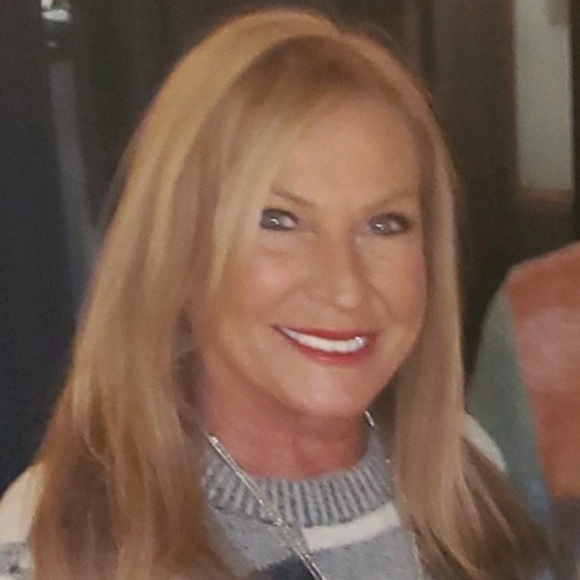 Meet your Posher, Peggy - Picture 1 of 1